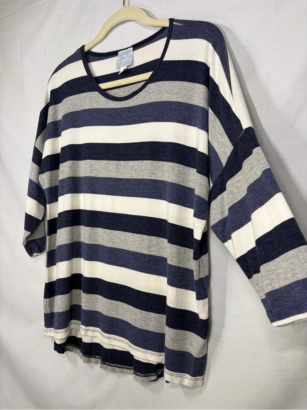 Blue White Gray Striped Tunic Top 3/4 Sleeves Casual Everyday Womens Medium